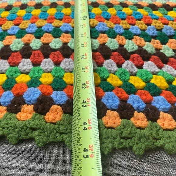 Vintage Crochet Afghan Throw Blanket - Picture 3 of 4